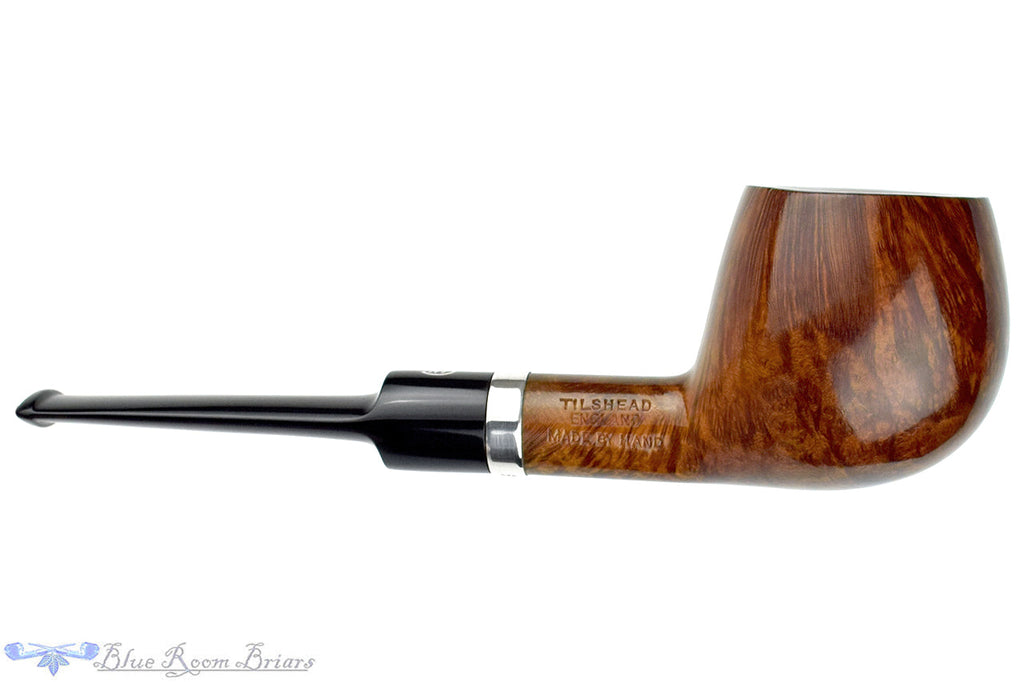 Blue Room Briars is proud to present this James Upshall Walnut Apple with Silver Estate Pipe