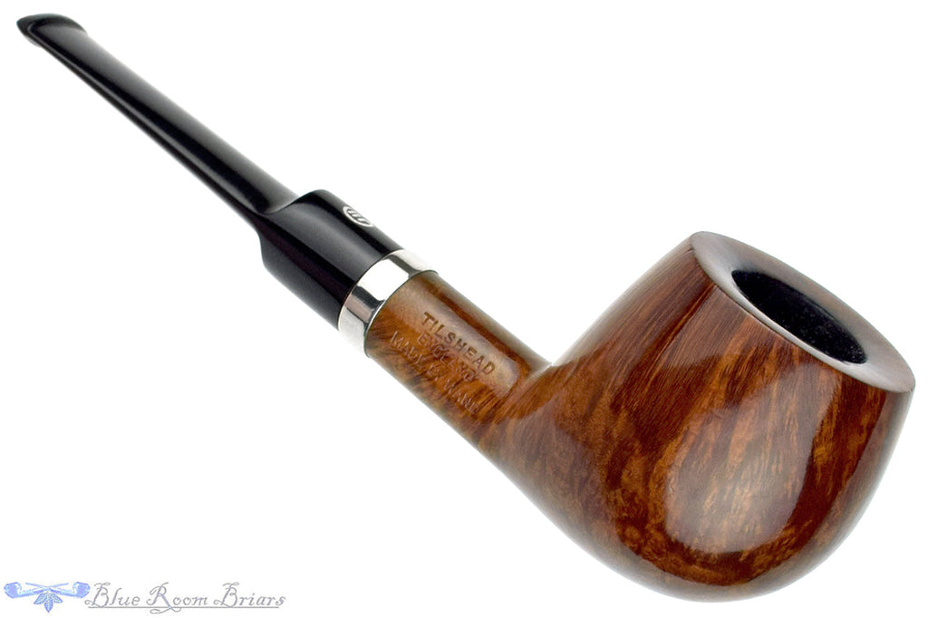 Blue Room Briars is proud to present this James Upshall Walnut Apple with Silver Estate Pipe