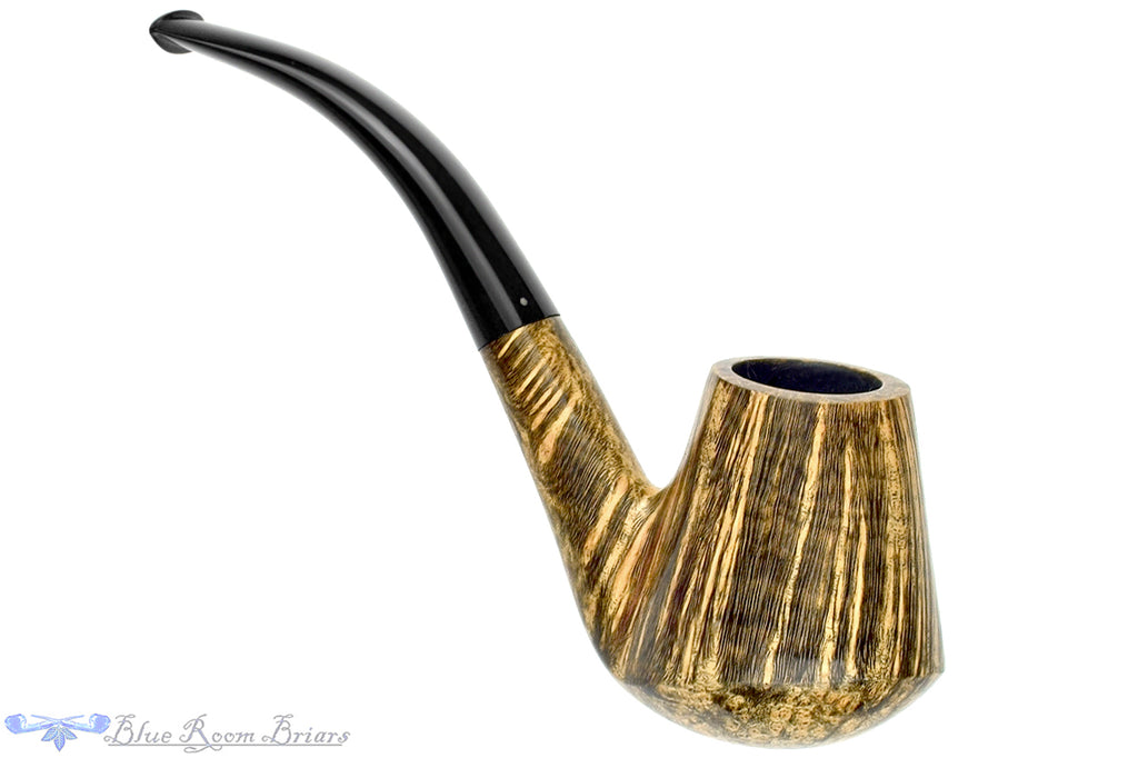 Blue Room Briars is proud to present this Chris Morgan Pipe High-Contrast Bent Volcano