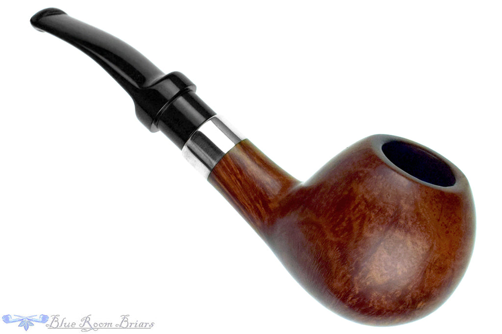 Design Berlin Gotha 42 Bent Apple (6mm Filter) with Silver Estate Pipe