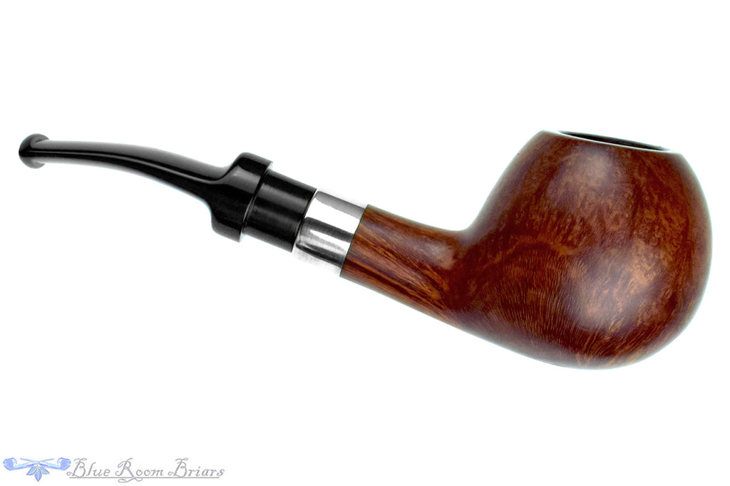 Design Berlin Gotha 42 Bent Apple (6mm Filter) with Silver Estate Pipe