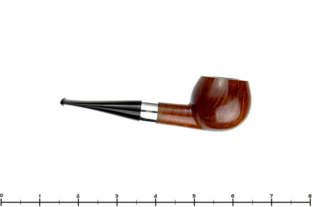 Blue Room Briars is proud to present this Tom Eltang Apple (2000 Make) with Silver Estate Pipe