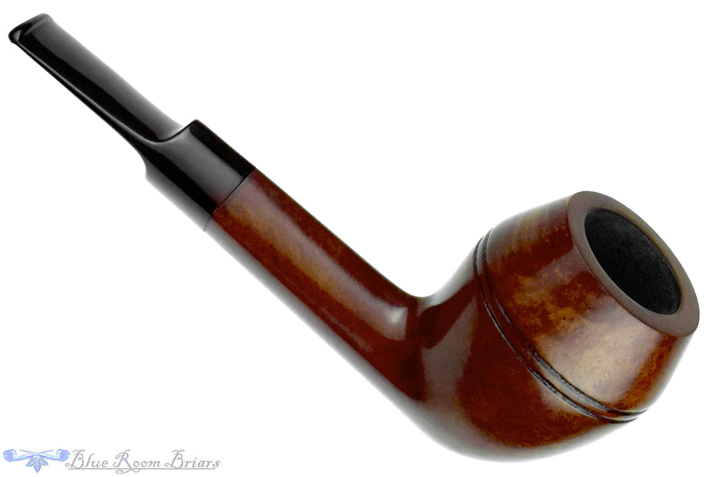 Blue Room Briars is proud to present this Emil Chonowitsch Bulldog Estate Pipe