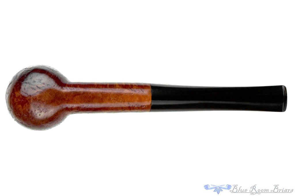 Blue Room Briars is proud to present this GBD Granitan 2515 (Pre-Cadogan) Sandblast Billiard Estate Pipe