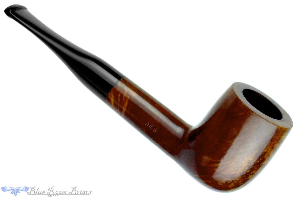Blue Room Briar is proud to present this Peterson Aran X105 Billiard Estate Pipe