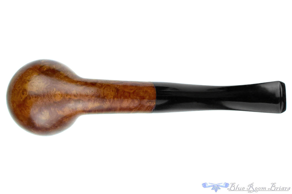 Blue Room Briars is proud to present this Danmore Corvet 91 Bent Apple Estate Pipe