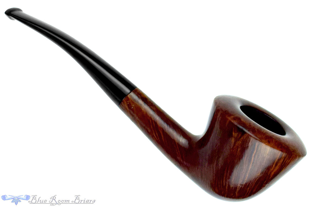 Blue Room Briar is proud to present this Svendborg Bark 33 Bent Dublin Estate Pipe