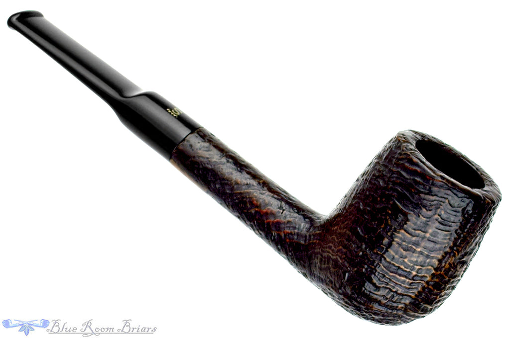 Blue Room Briars is proud to present this Stanwell de Luxe 40 Sandblast Billiard with Oval Shank Estate Pipe