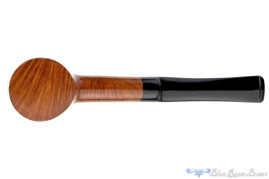 Blue Room Briars is proud to present this Confrerie des Maitres Pipiers Bent Cherrywood Estate Pipe