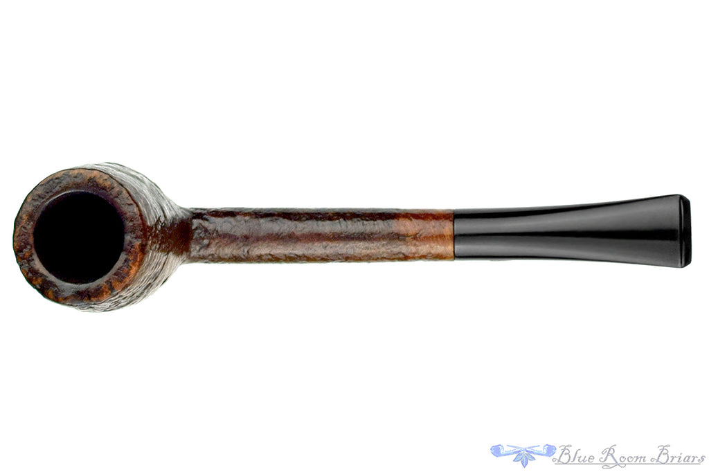 Blue Room Briars is proud to present this Prince of Wales Sandblast Liverpool Sitter Estate Pipe