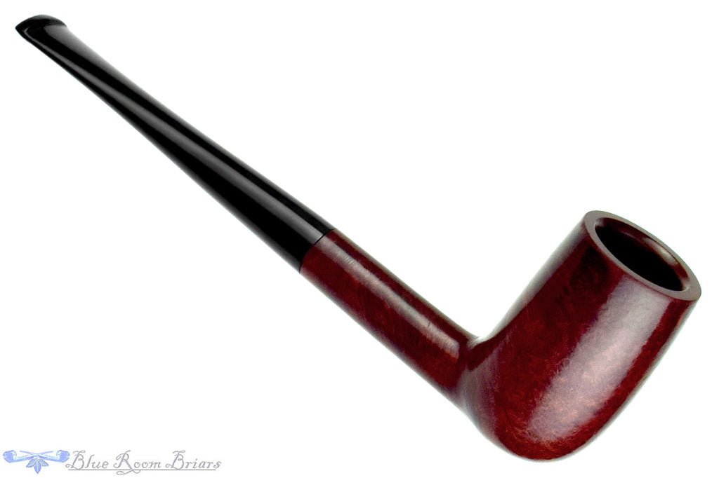 Blue Room Briar is proud to present this Beto Bruyere Deluxe 2432 Billiard Estate Pipe