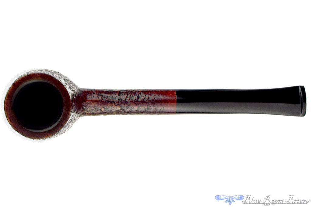 Blue Room Briars is proud to present this Danish Sand (Georg Jensen) 20 Sandblast Billiard Sitter Estate Pipe