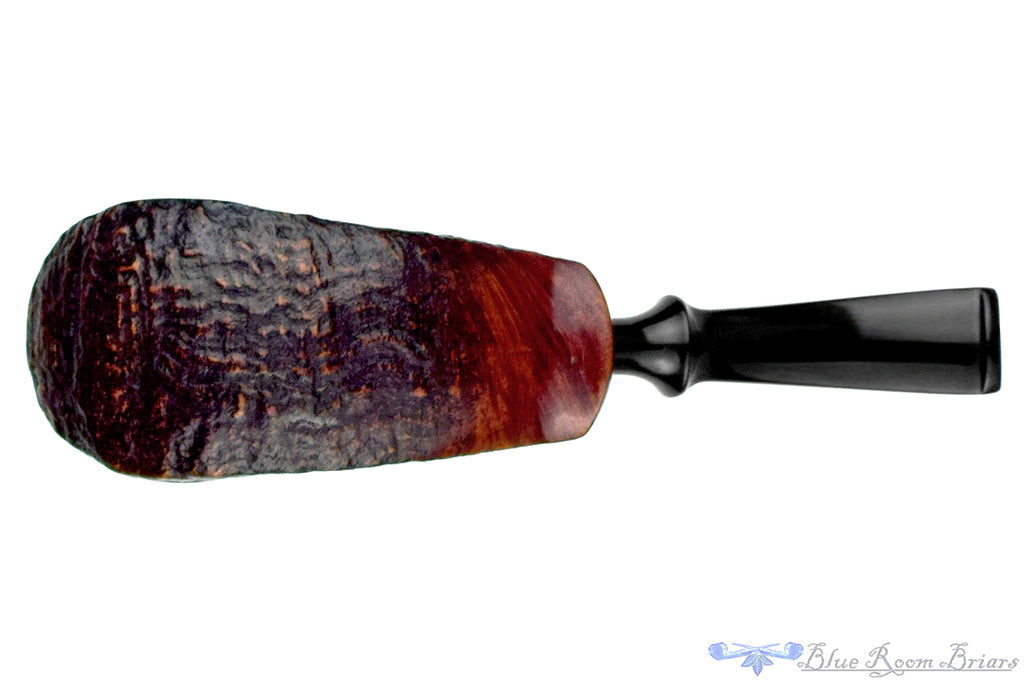 Blue Room Briars is proud to present this Bijou (Stanwell) Bent Partial Blast Volcano with Military Mount Estate Pipe
