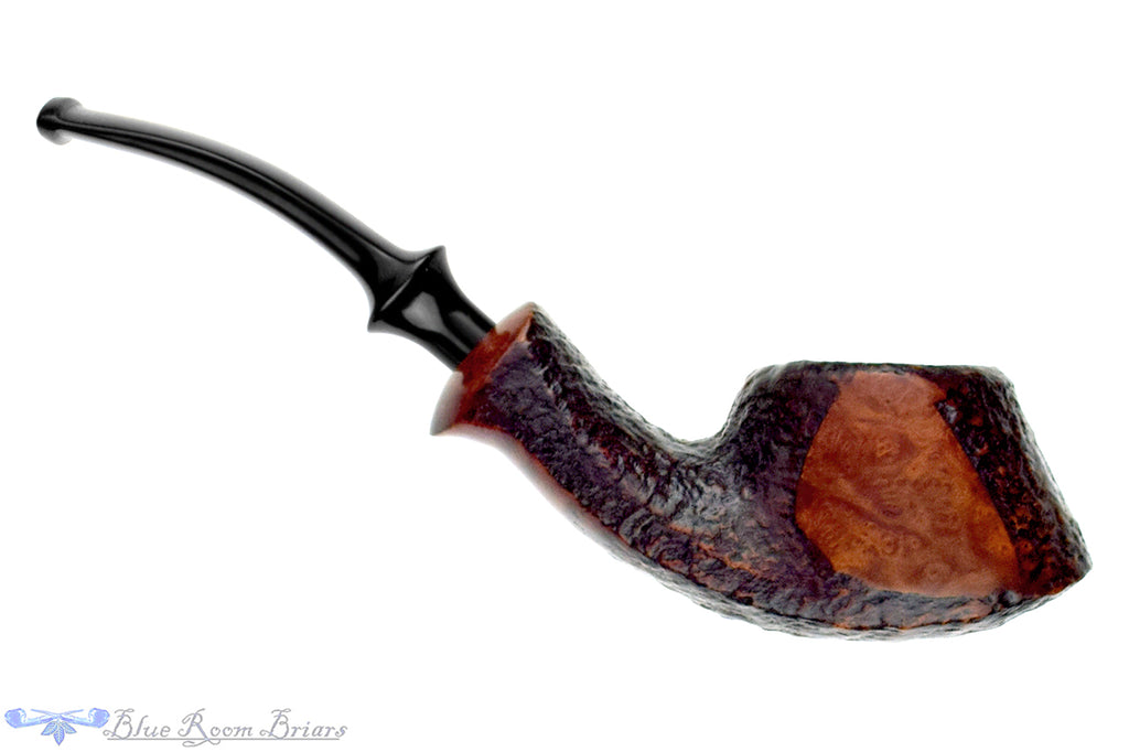 Blue Room Briars is proud to present this Bijou (Stanwell) Bent Partial Blast Volcano with Military Mount Estate Pipe