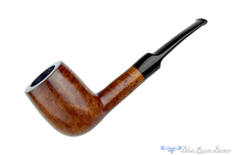 Foundation by Musico Sandblast Pot with Silver Estate Pipe