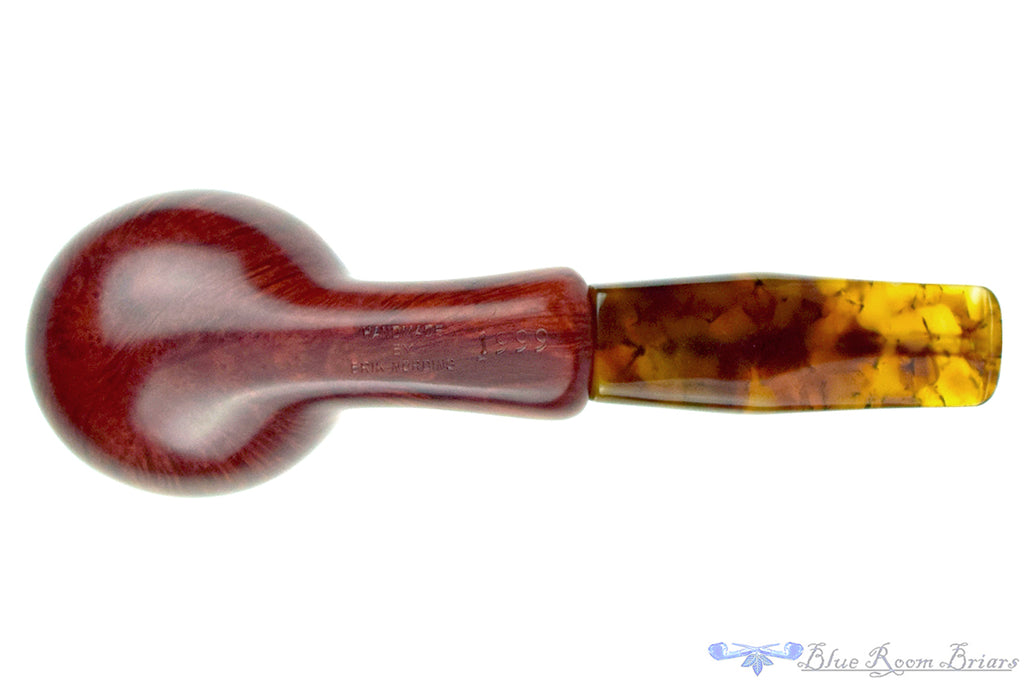 Blue Room Briars is proud to present this Erik Nørding Hunting Series Smooth Quail (1999 Make) Estate Pipe