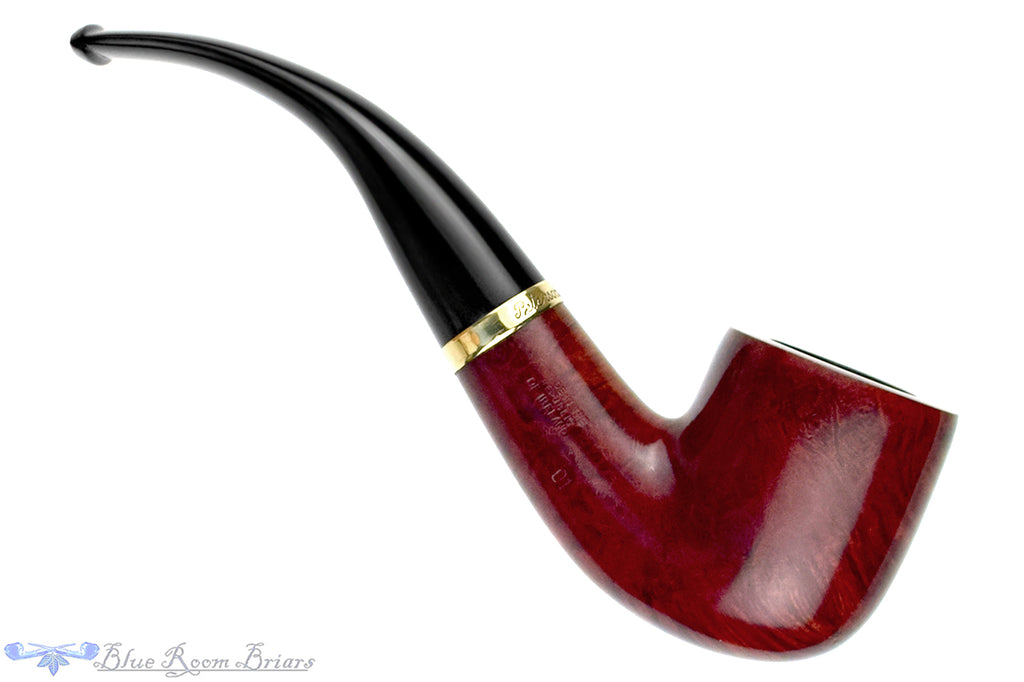 Blue Room Briars is proud to present this Peterson Royal Irish 01 Bent Pot with Gold Estate Pipe