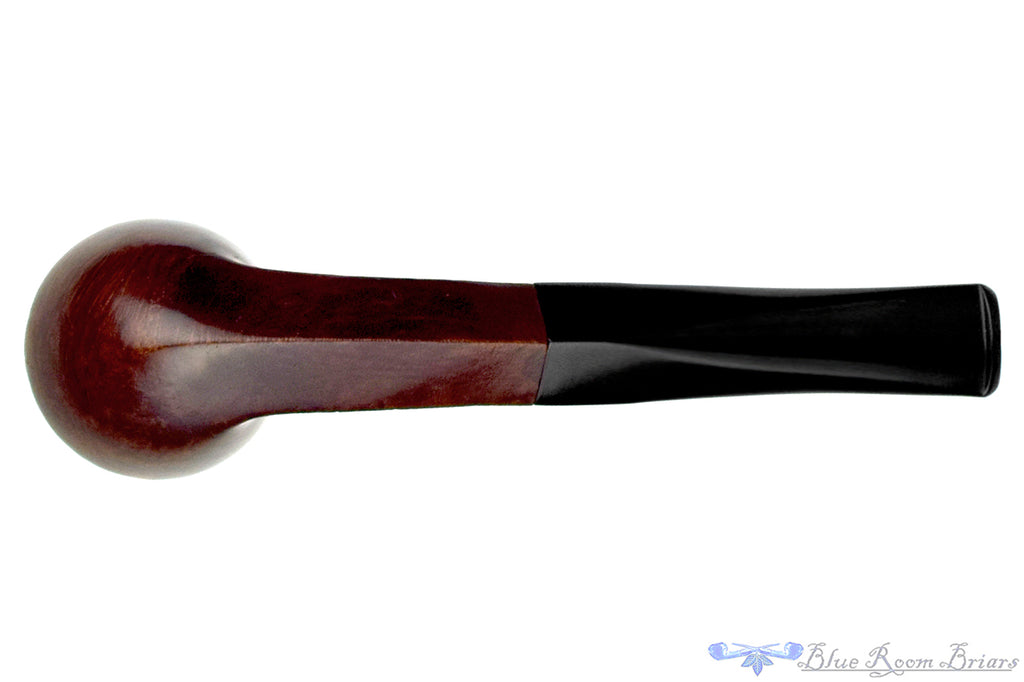 Blue Room Briars is proud to present this GBD New Standard (late 1960s make) 2007 Bulldog Estate Pipe