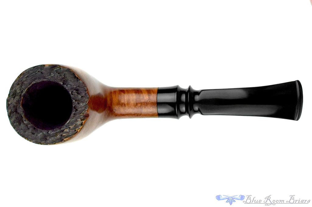 Blue Room Briars is proud to present this Pipe-Dan Carlom Bent Freehand with Faux Plateau Estate Pipe