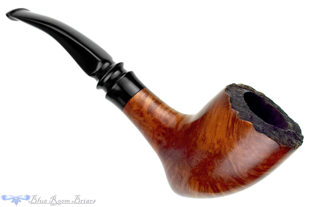 Blue Room Briars is proud to present this Pipe-Dan Carlom Bent Freehand with Faux Plateau Estate Pipe
