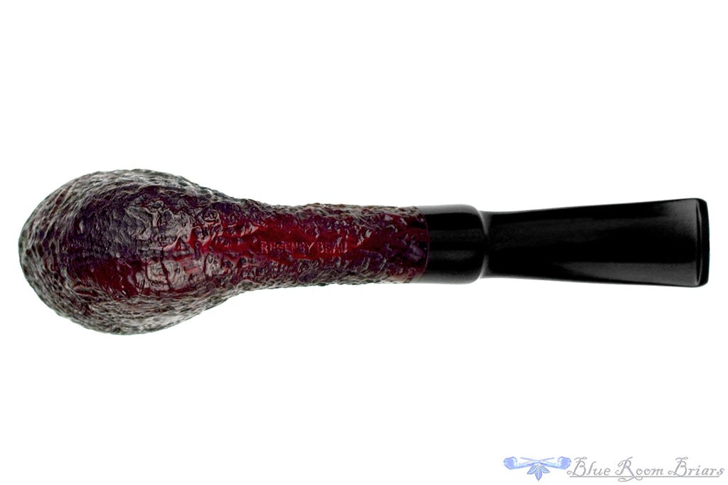 Blue Room Briars is proud to present this Bari Regency Beau Sandblast Bent Yachtsman Estate Pipe