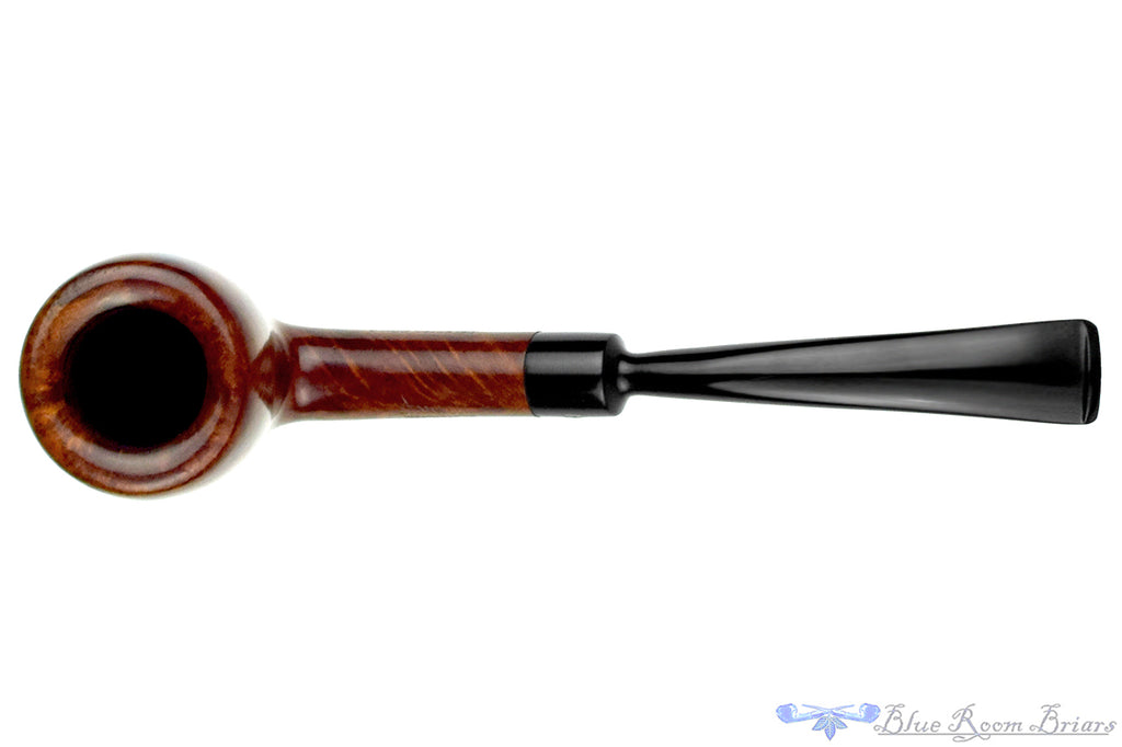 Blue Room Briars is proud to present this Stanwell Hand Made 30 (Reg. Era) Bent Acorn Estate Pipe