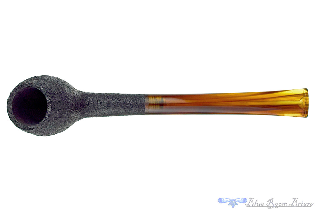 Blue Room Briars is proud to present this BriarWorks Classic C141 Sandblast Cutty Estate Pipe