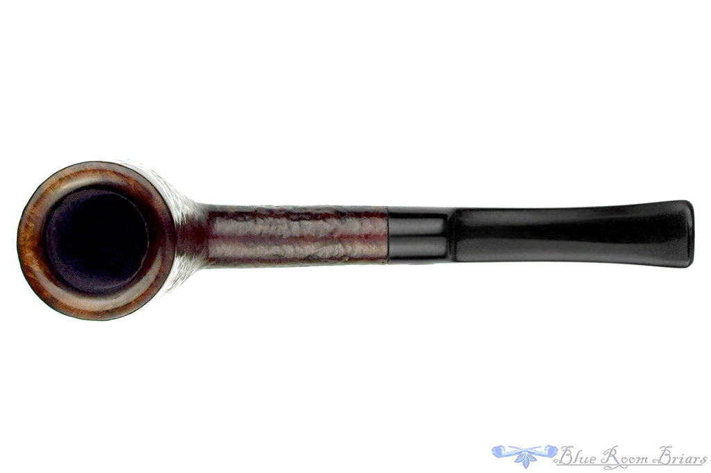 Blue Room Briars is proud to present this GBD Prehistoric 9436 (Pre-Cadogan) Sandblast Billiard Sitter Estate Pipe