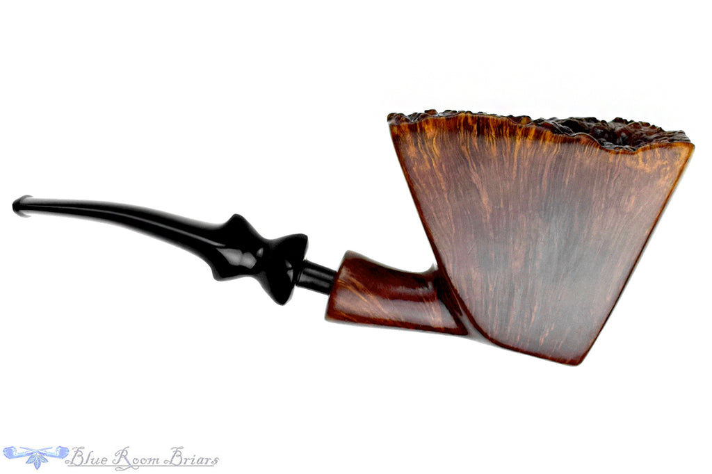 Blue Room Briars is proud to present this Nørding Bent Panel Freehand with Plateau Estate Pipe