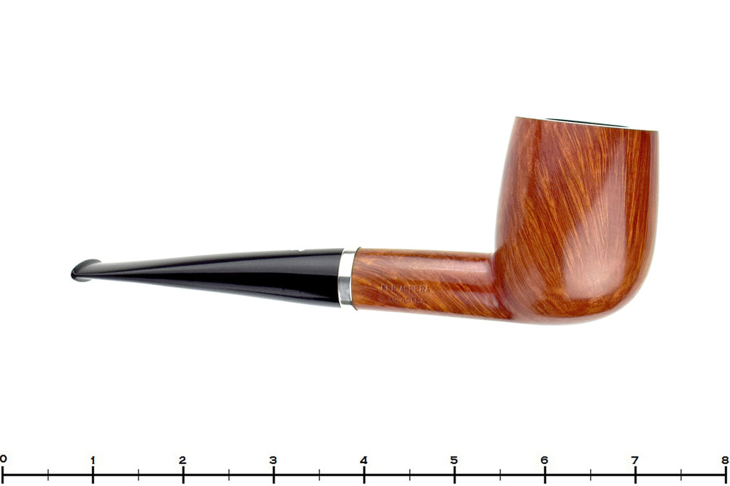Blue Room Briars is proud to present this Ser Jacopo Large Billiard with Silver Estate Pipe
