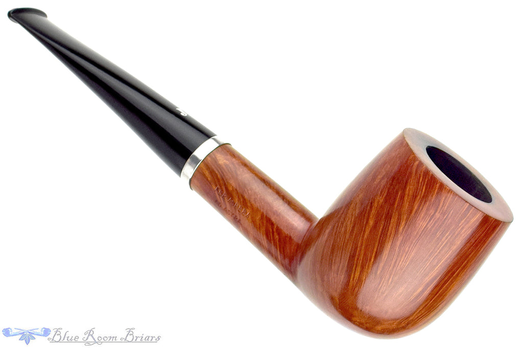Blue Room Briars is proud to present this Ser Jacopo Large Billiard with Silver Estate Pipe