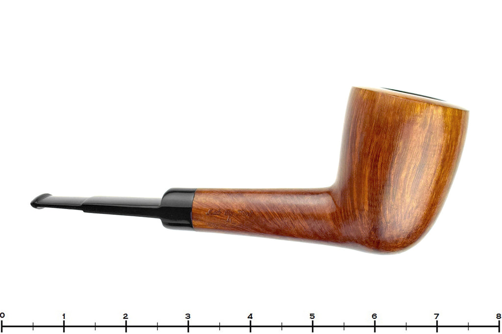 Blue Room Briars is proud to present this Charatan Special Extra Large Pear Estate Pipe