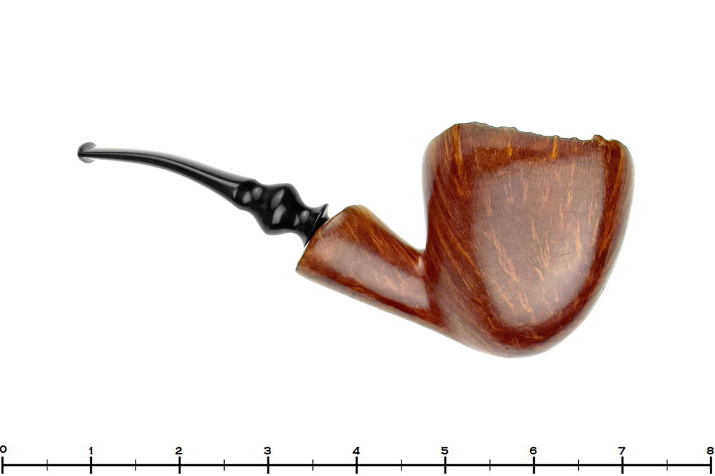 Blue Room Briars is proud to present this Nørding F Bent Freehand with Plateaux Estate Pipe