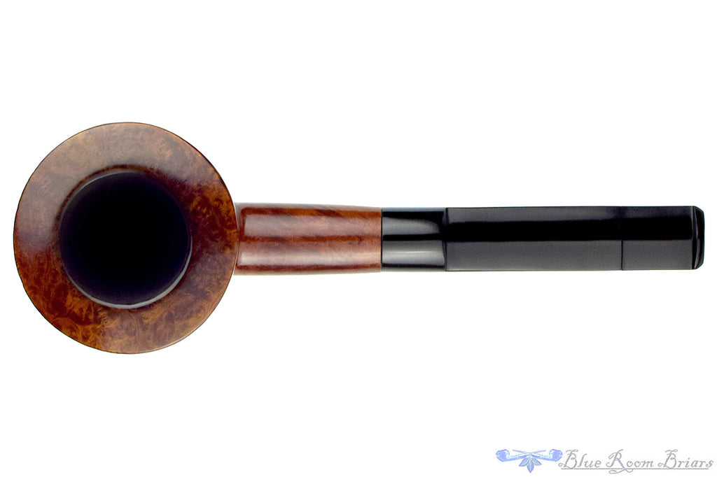 Blue Room Briars is proud to present this Charatan Selected Dublin Estate Pipe