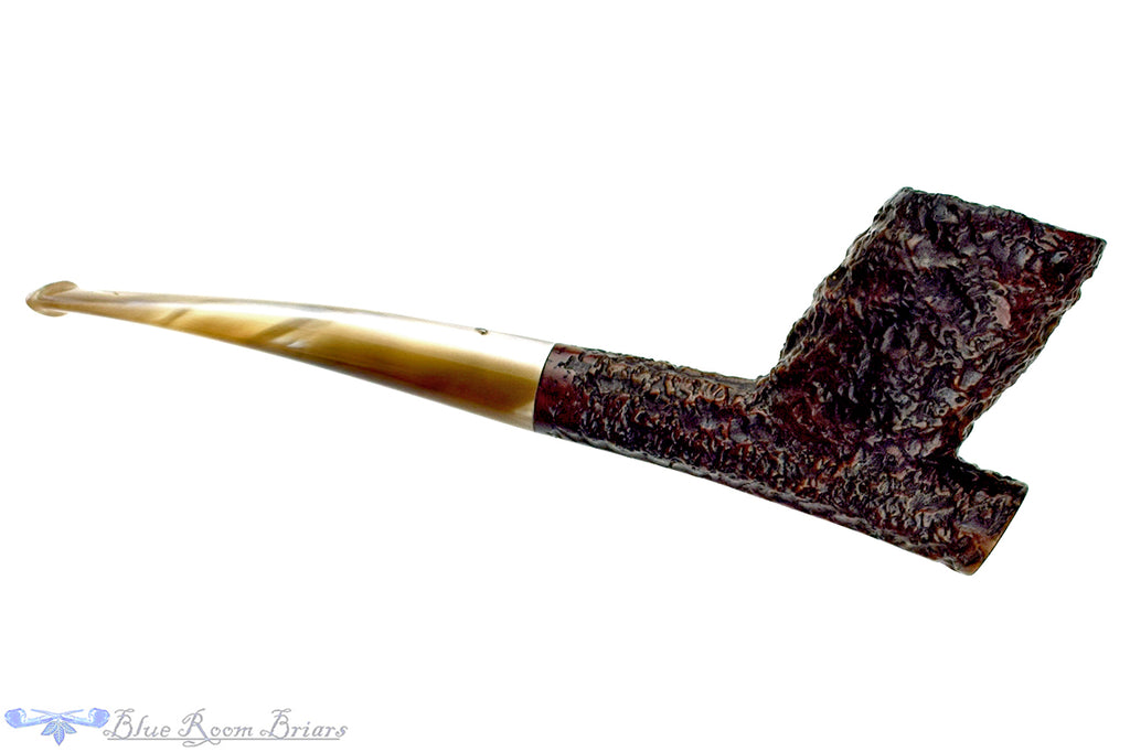 Blue Room Briars is proud to present this Caminetto Business 191 KS Rusticated Cavalier Sitter Estate Pipe