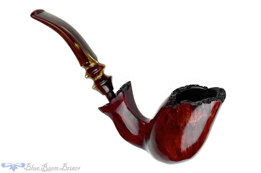 Blue Room Briars is proud to present this Ben Wade Regent Handmade Bent Freehand with Plateaux