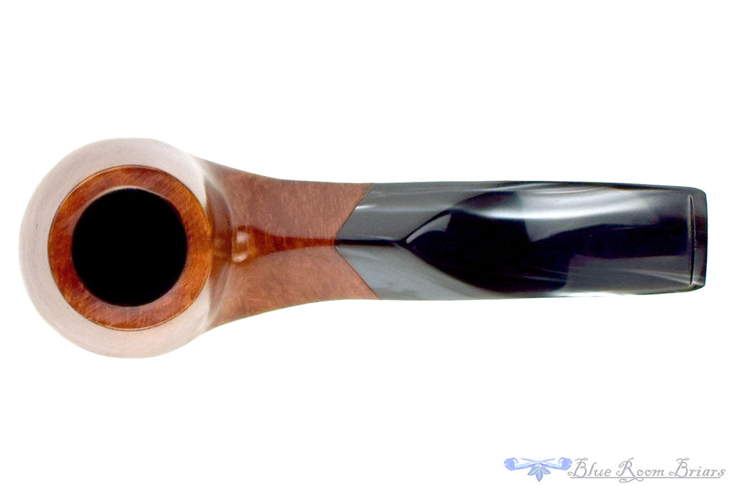 Blue Room Briars is proud to present this John Lakatosh (1985 Make) Bent Brandy Sitter with Diamond Shank Estate Pipe