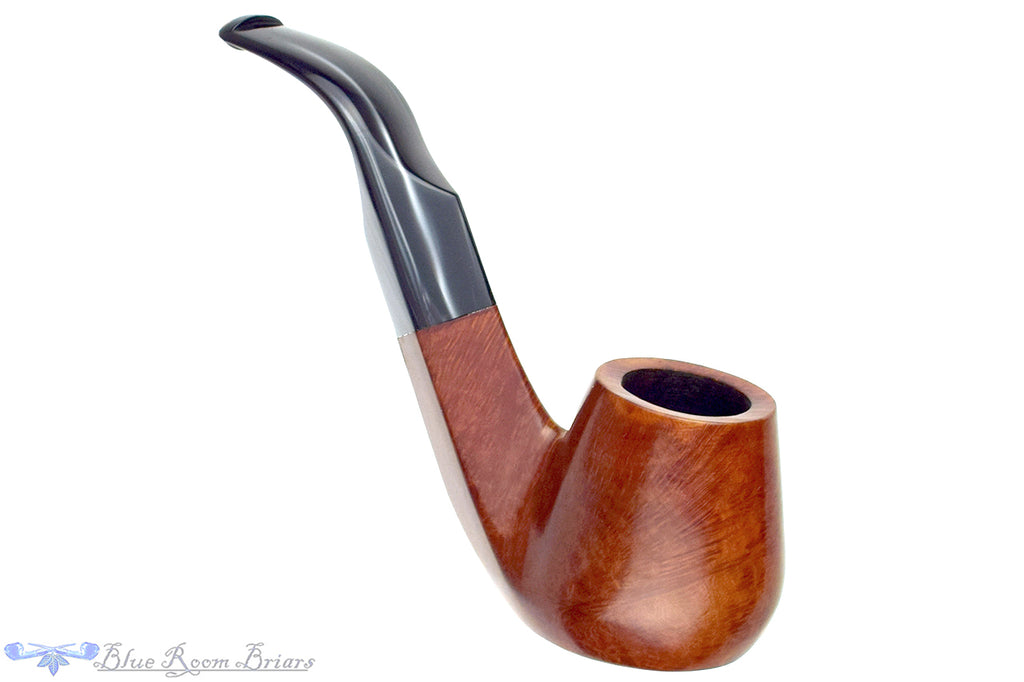 Blue Room Briars is proud to present this John Lakatosh (1985 Make) Bent Brandy Sitter with Diamond Shank Estate Pipe