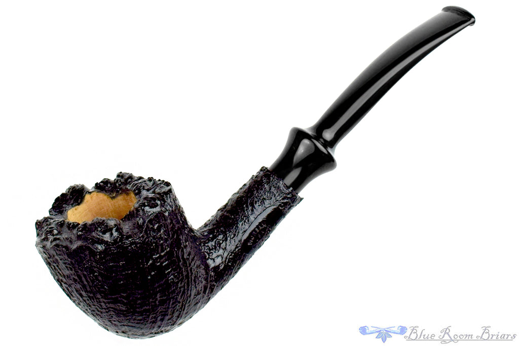 Blue Room Briars is proud to present this Workshop By Chris Morgan Bent Sandblast Freehand with Plataeu