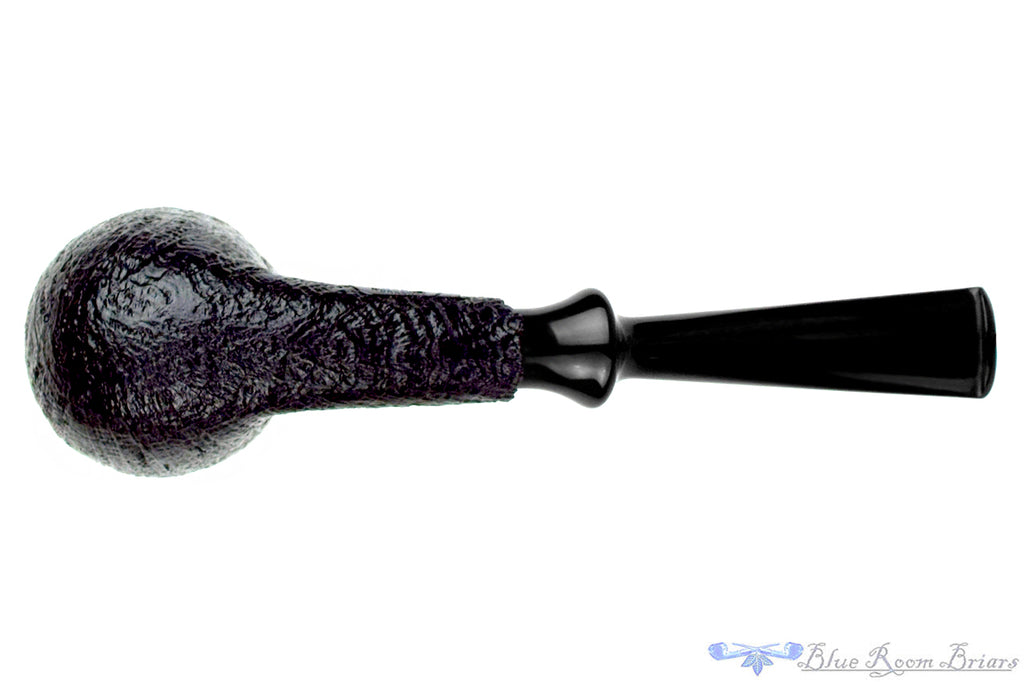 Blue Room Briars is proud to present this Workshop By Chris Morgan Bent Sandblast Freehand with Plataeu