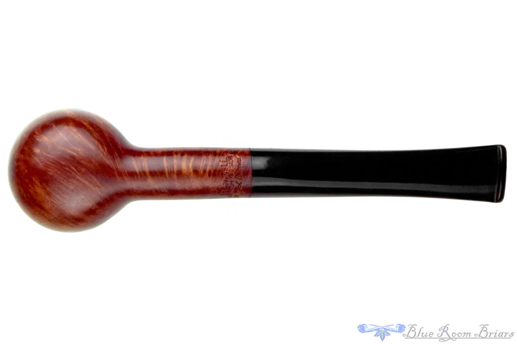 Blue Room Briars is proud to present this Stanwell Danish Design Royal Guard 03 Billiard Estate Pipe
