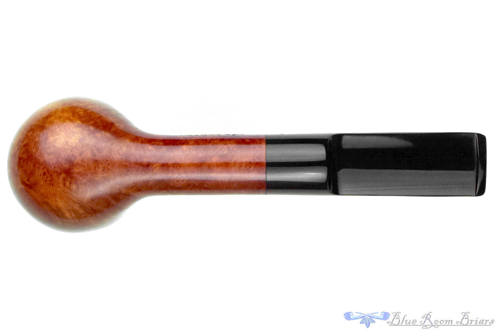 Blue Room Briars is proud to present this Calabresi (T. Cristiano) Large Egg Estate Pipe