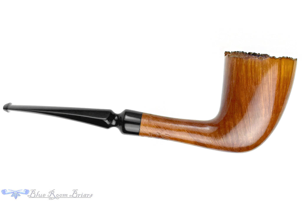 Blue Room Briars is proud to present this Morel Straight Grain Freehand Dublin with Plateau Estate Pipe