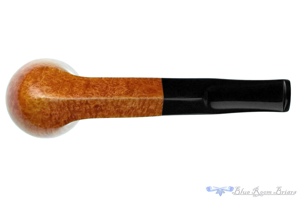 Blue Room Briar is proud to present this L.J. Peretti Bulldog Estate Pipe