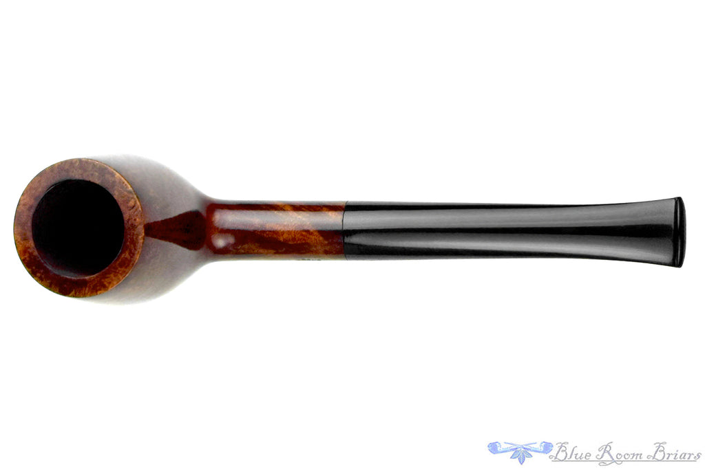 Blue Room Briars is proud to present this Norup De Luxe Handmade Billiard Estate Pipe