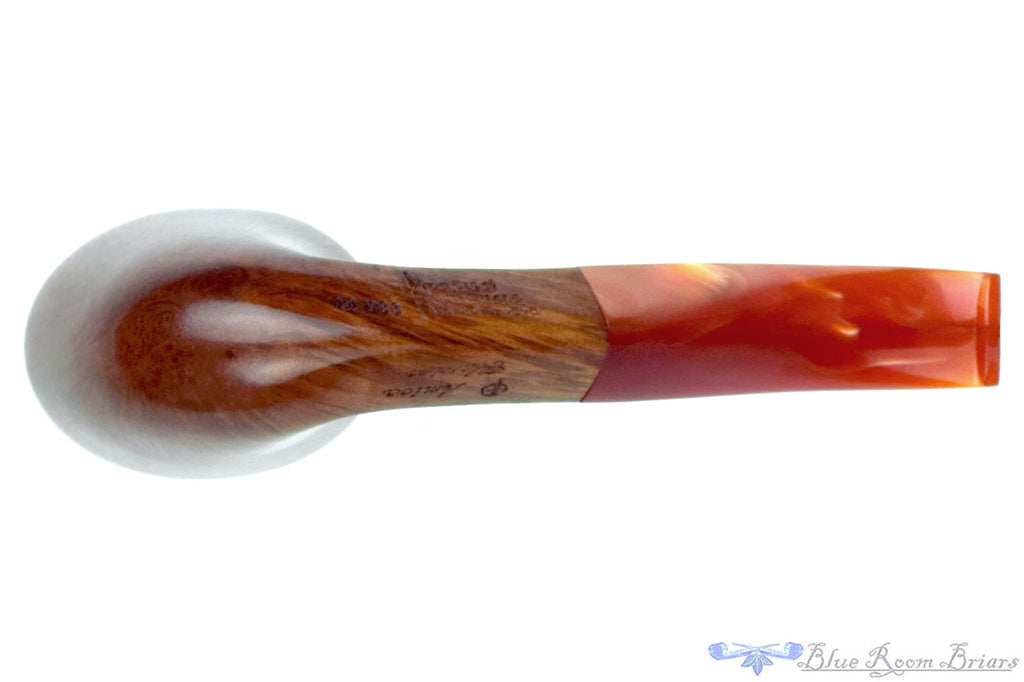 Blue Room Briars is proud to present this Pipa Croci Amica Classica Bent Fan Dublin Estate Pipe