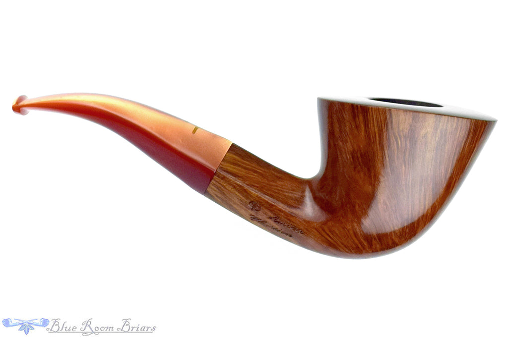Blue Room Briars is proud to present this Pipa Croci Amica Classica Bent Fan Dublin Estate Pipe