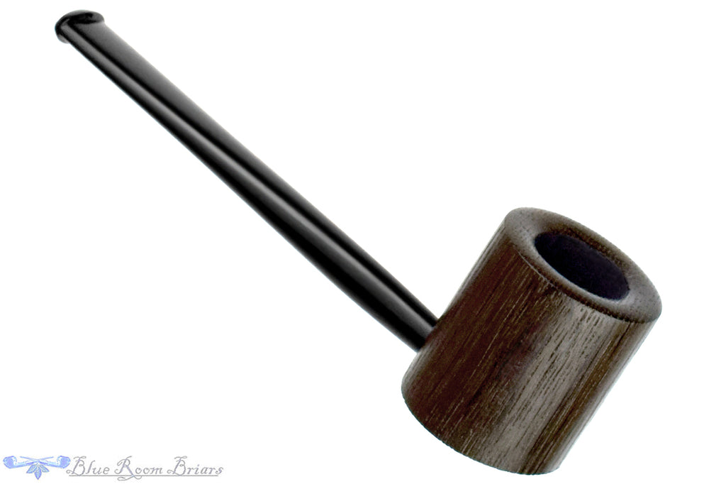 Blue Room Briars is proud to present this pYpi by Charl Goussard Morta Duke Poker with Military Mount