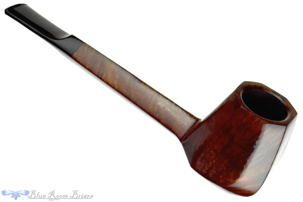 Blue Room Briars is proud to present this Cellini Original Panel Egg with Diamond Shank Sitter Estate Pipe
