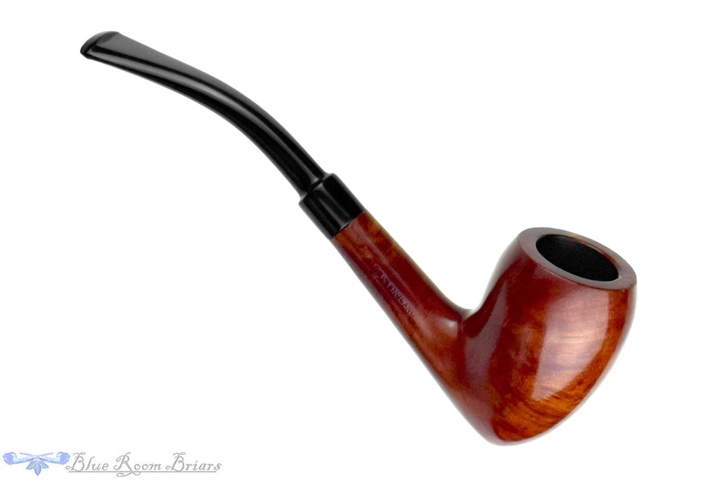 Blue Room Briars is proud to present this BBB Classic 257 Bent Acorn Estate Pipe
